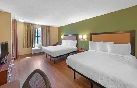 Studio Suite - 2 Queen Beds