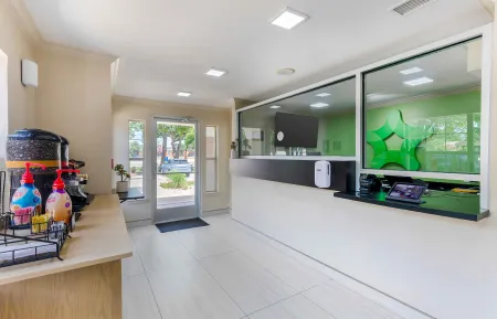 Lobby and Guest Check-in