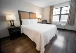 Executive Suite - 1 King Bed