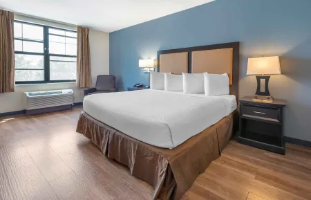 Studio Suite - 1 King Bed