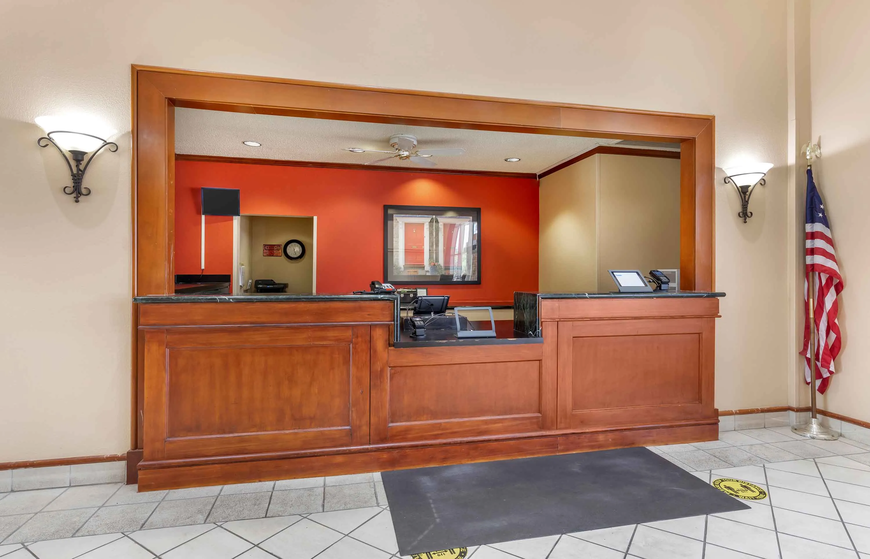 Lobby and Guest Check-in