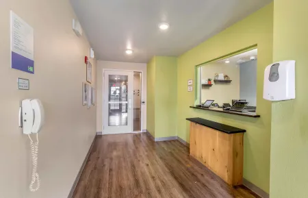 Lobby and Guest Check-in