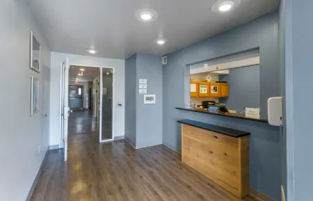 Lobby and Guest Check-in