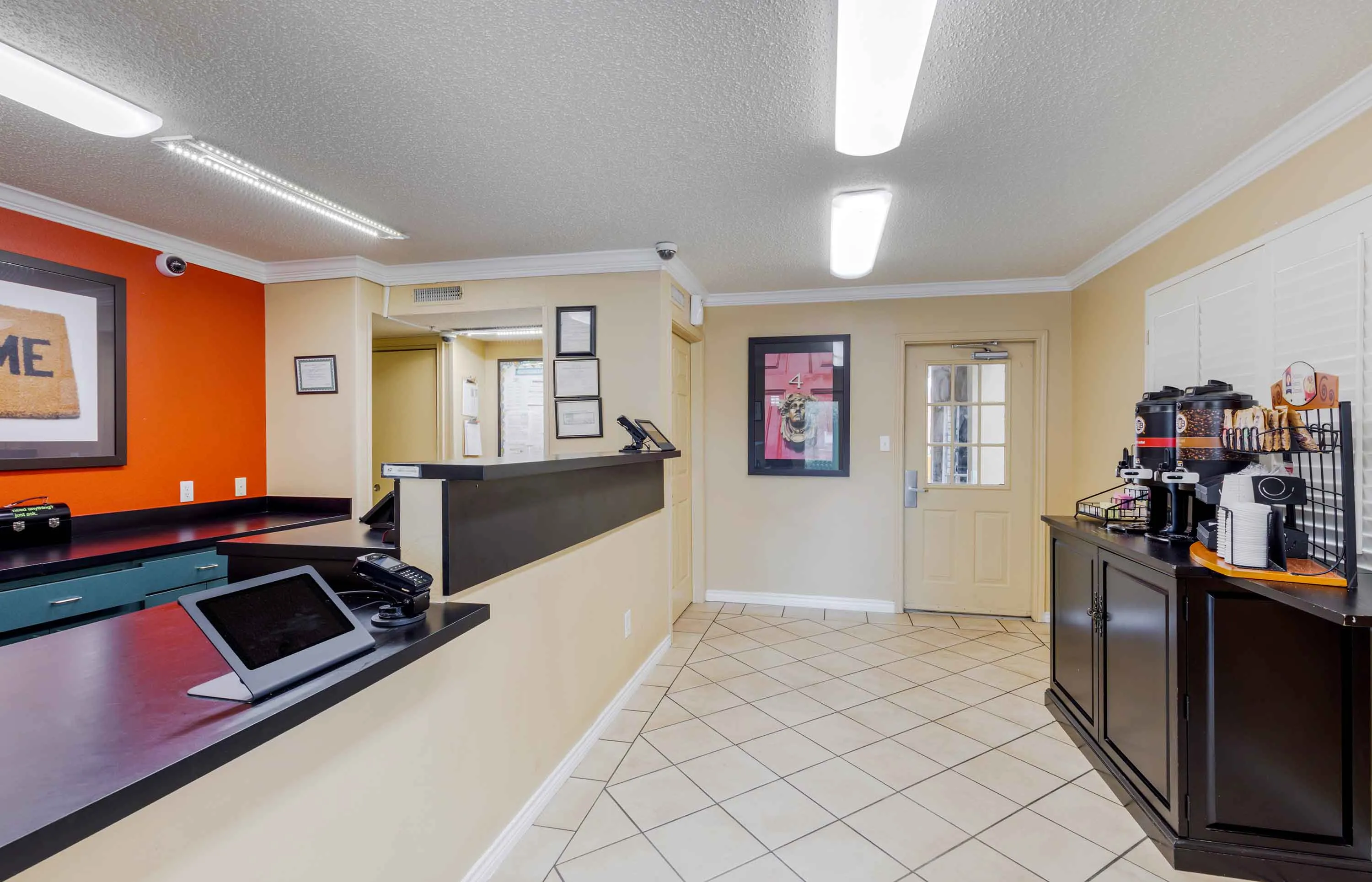 Lobby and Guest Check-in