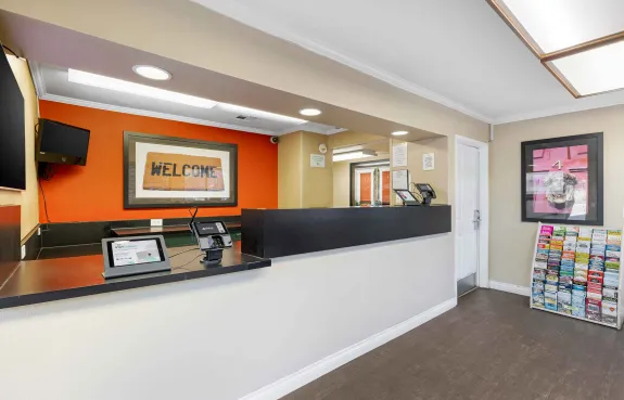 Lobby and Guest Check-in