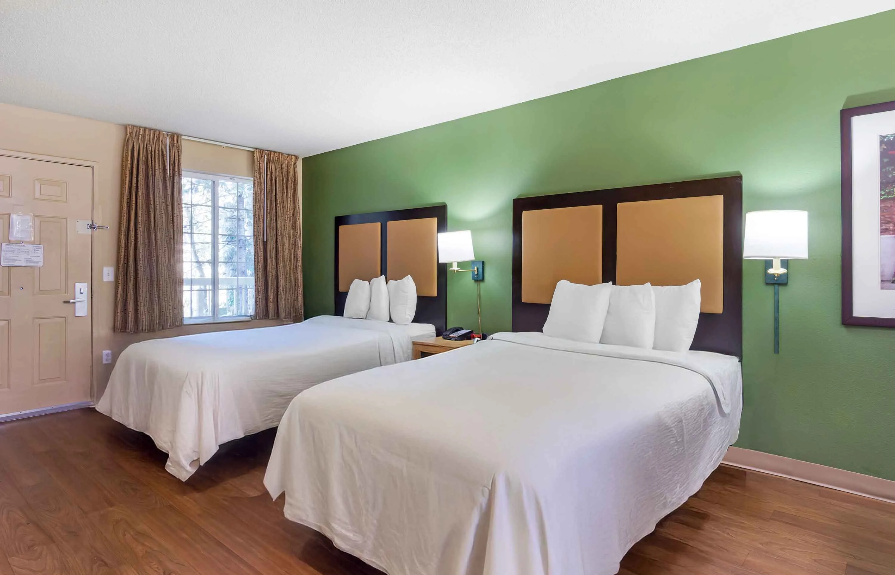 Superior Studio - 2 Full Beds