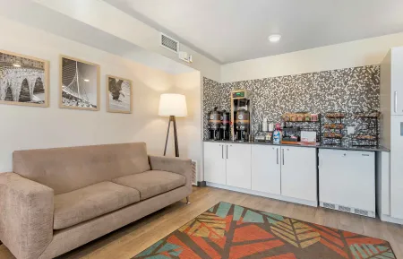 Free Grab-and-Go Breakfast